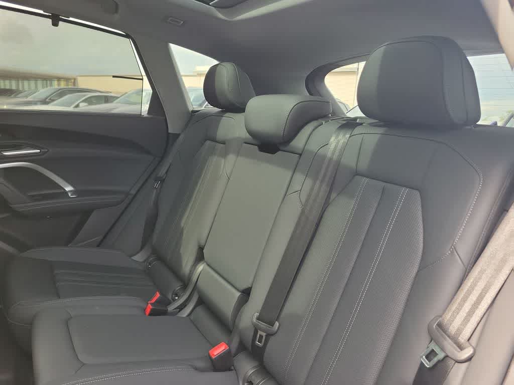 Thumbnail: 2025 Audi Q5 - 19