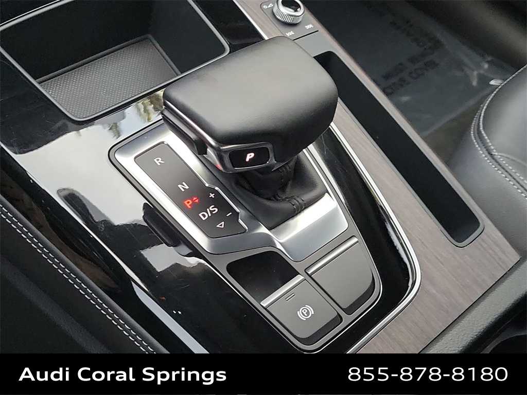 Thumbnail: 2023 Audi Q5 - 25