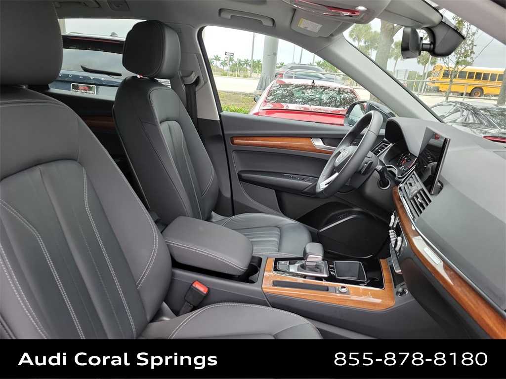 Thumbnail: 2023 Audi Q5 - 22