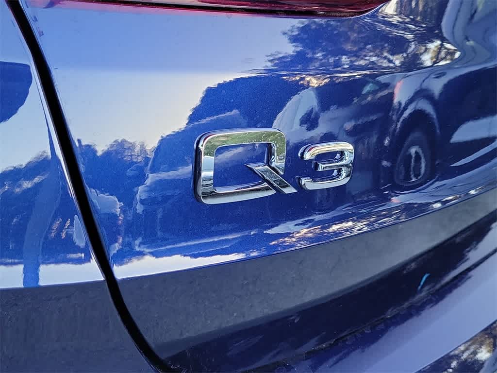 Thumbnail: 2025 Audi Q3 - 15