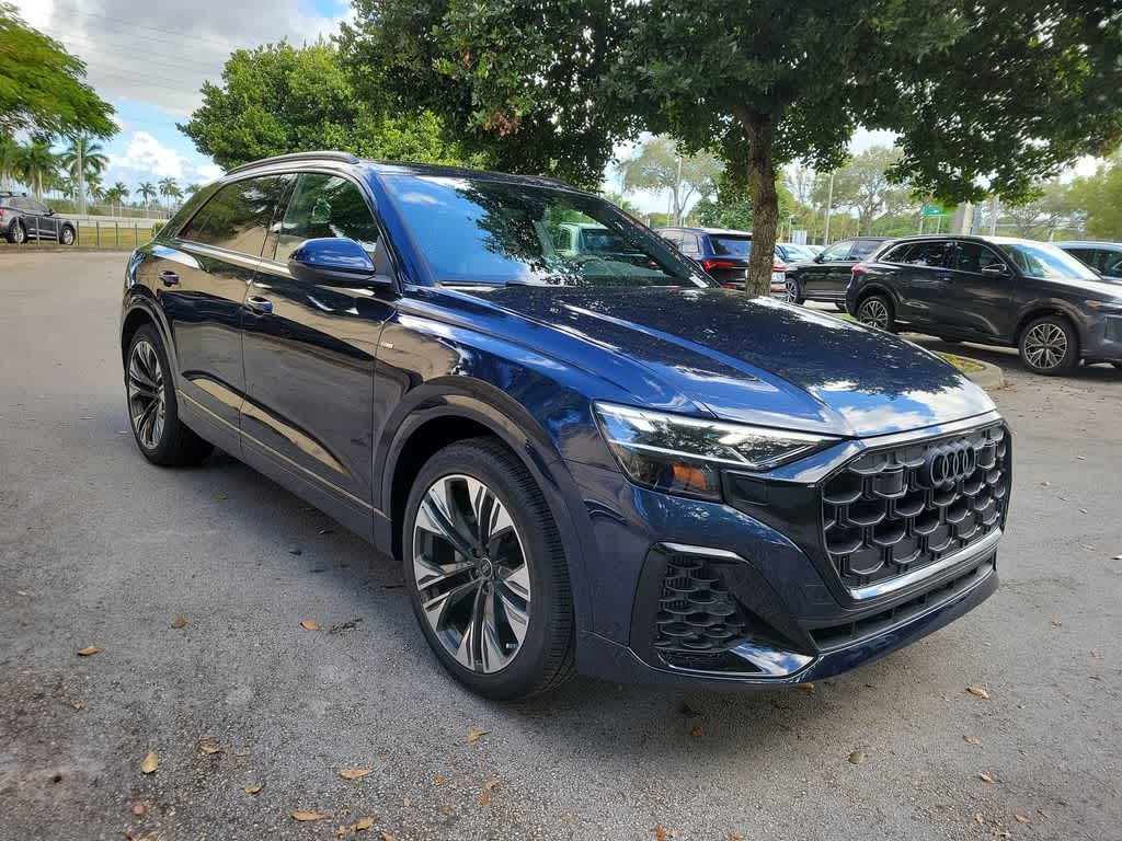 Thumbnail: 2026 Audi Q8 - 2