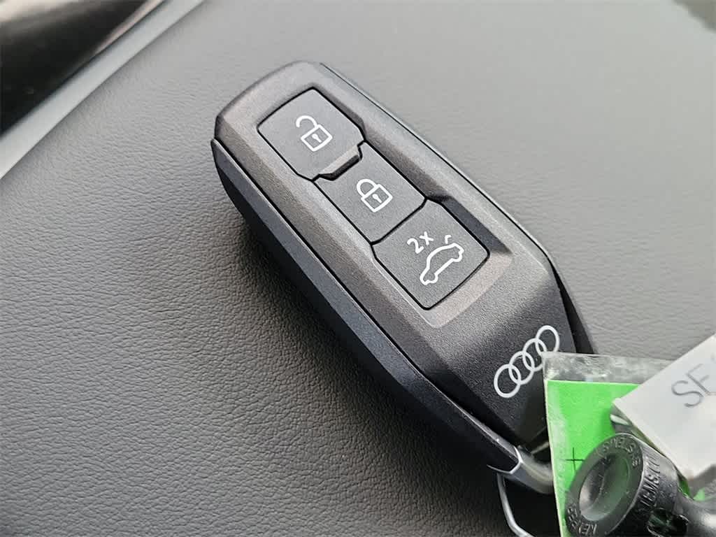 Thumbnail: 2025 Audi Q5 - 20