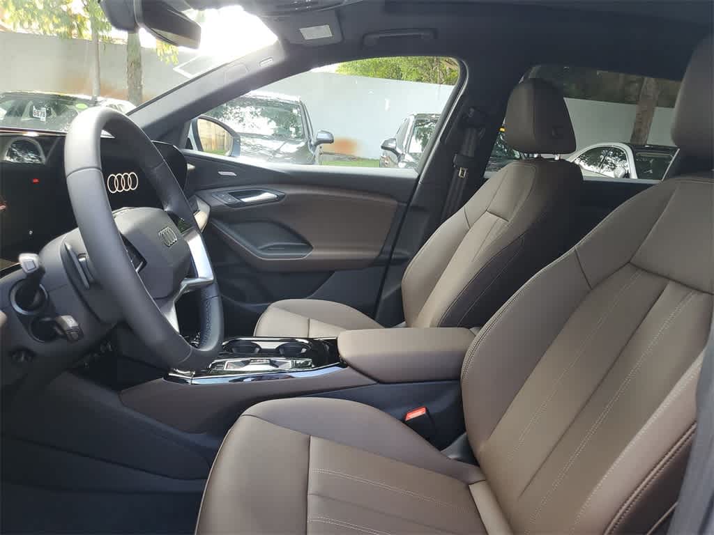 Thumbnail: 2025 Audi Q6 e-tron - 19