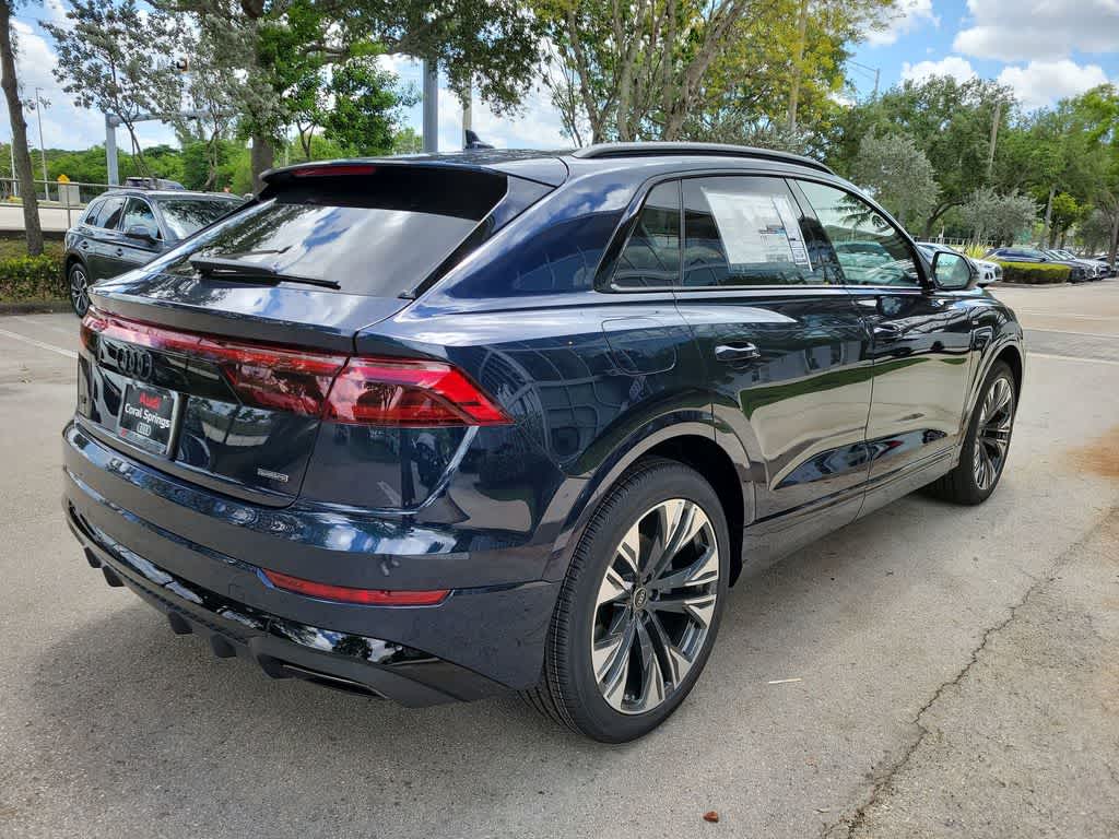 Thumbnail: 2026 Audi Q8 - 8
