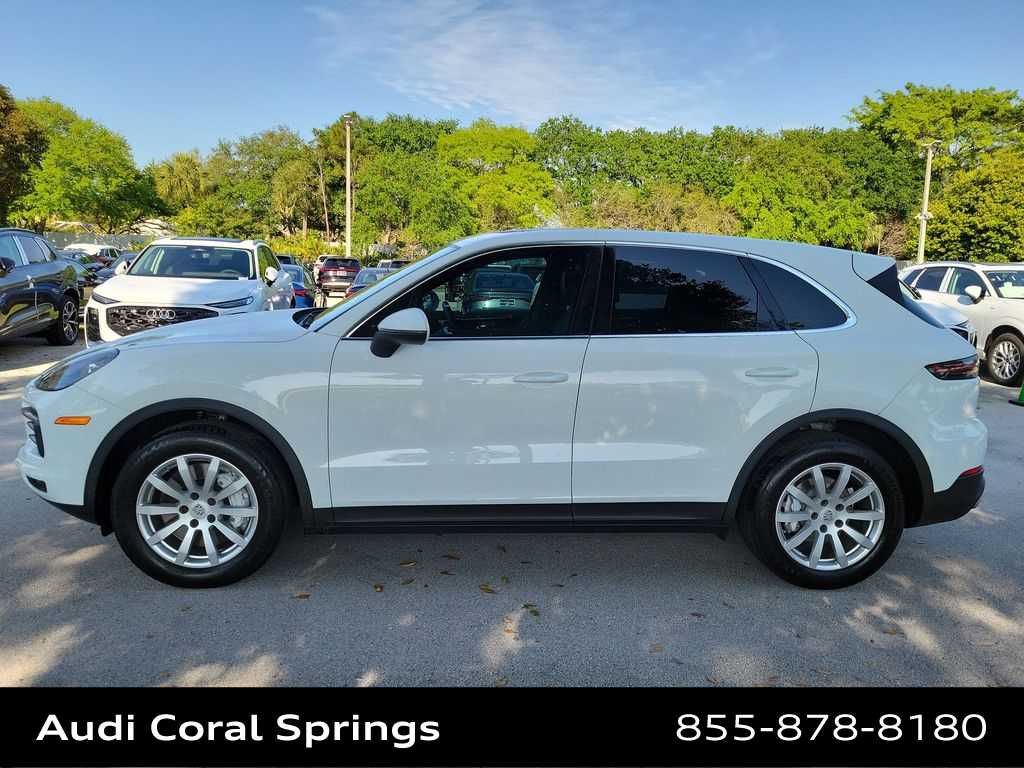 Thumbnail: 2021 Porsche Cayenne - 5