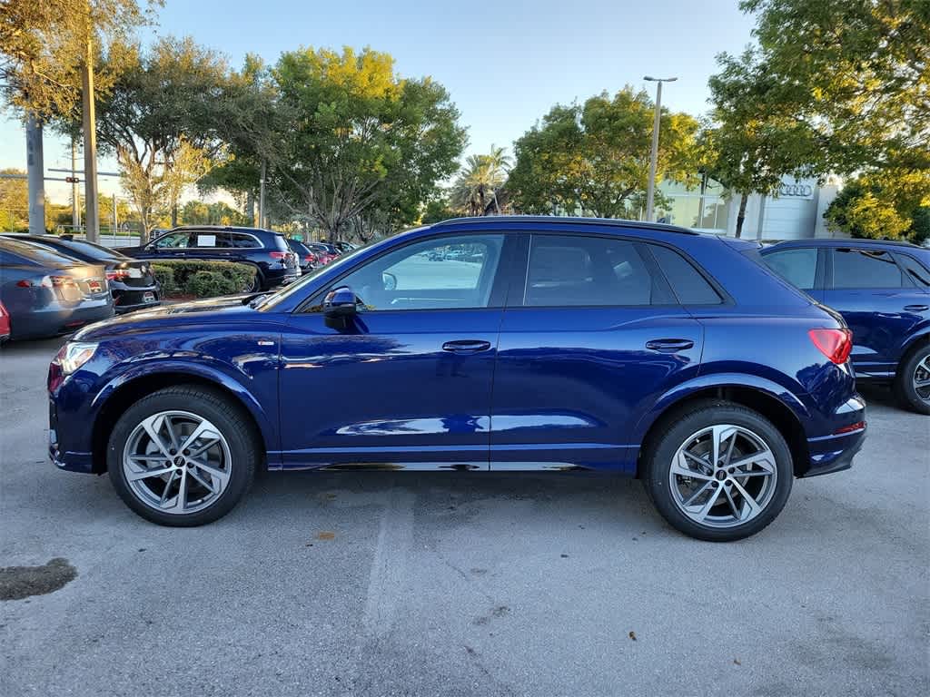 Thumbnail: 2025 Audi Q3 - 5