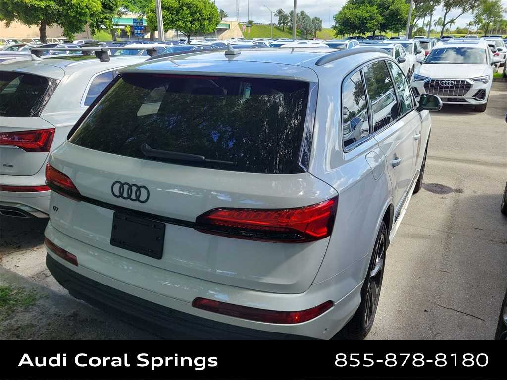 Thumbnail: 2025 Audi Q7 - 10