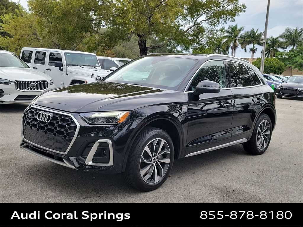 Thumbnail: 2023 Audi Q5 - 4