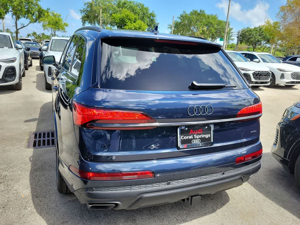 Thumbnail: 2026 Audi Q7 - 12