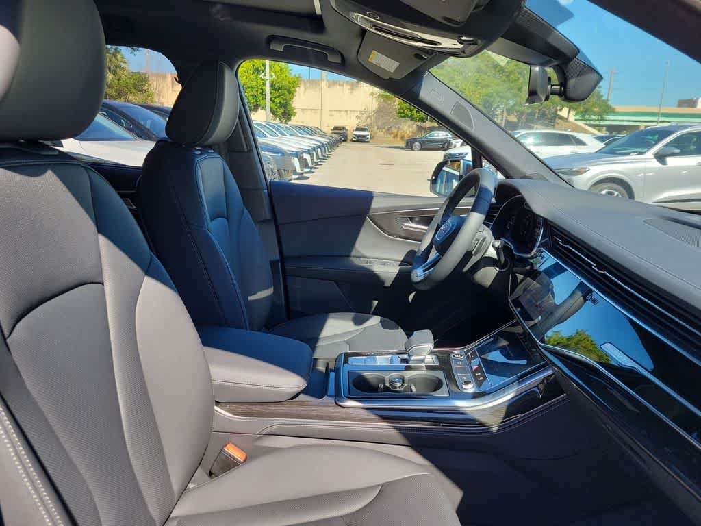 Thumbnail: 2026 Audi Q7 - 22