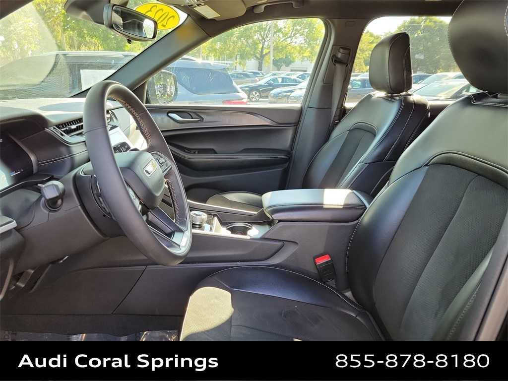 Thumbnail: 2023 Jeep Grand Cherokee L - 19