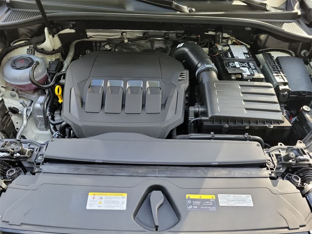 Thumbnail: 2025 Audi Q3 - 9