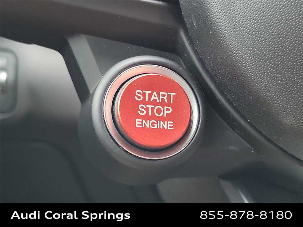 Thumbnail: 2022 Alfa Romeo Giulia - 19