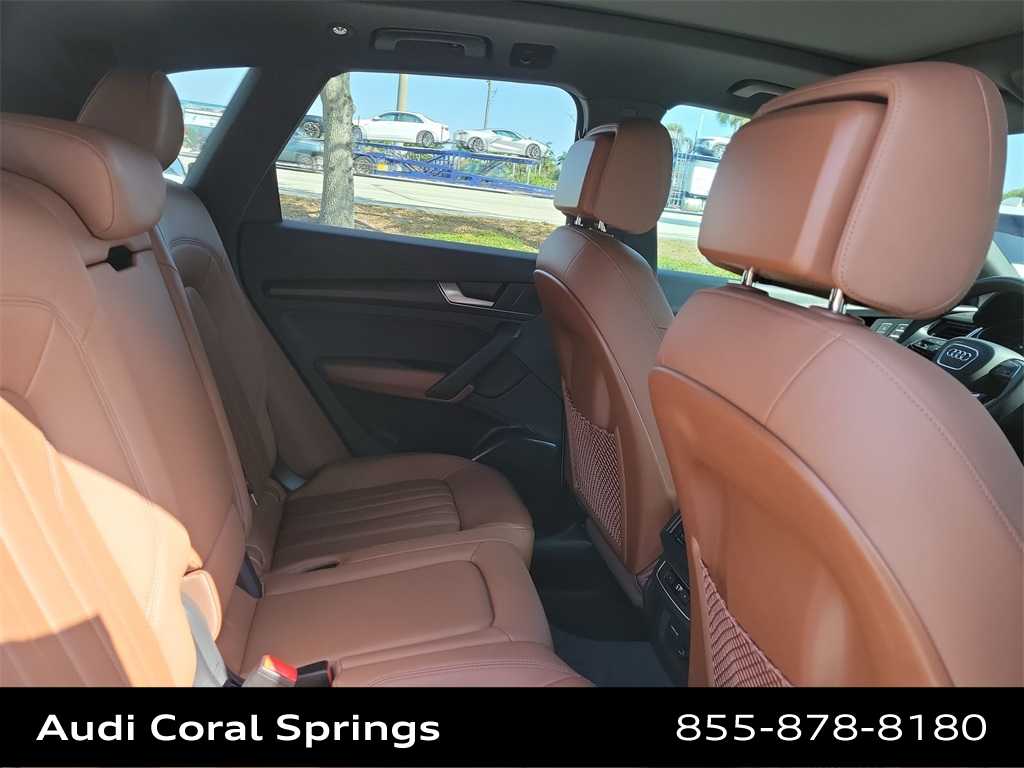 Thumbnail: 2023 Audi Q5 - 21