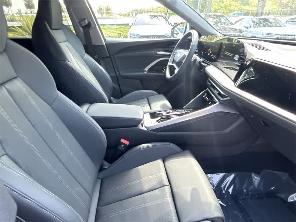 Thumbnail: 2025 Audi Q5 - 28