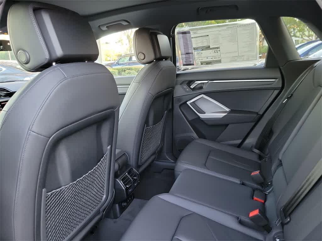 Thumbnail: 2025 Audi Q3 - 20