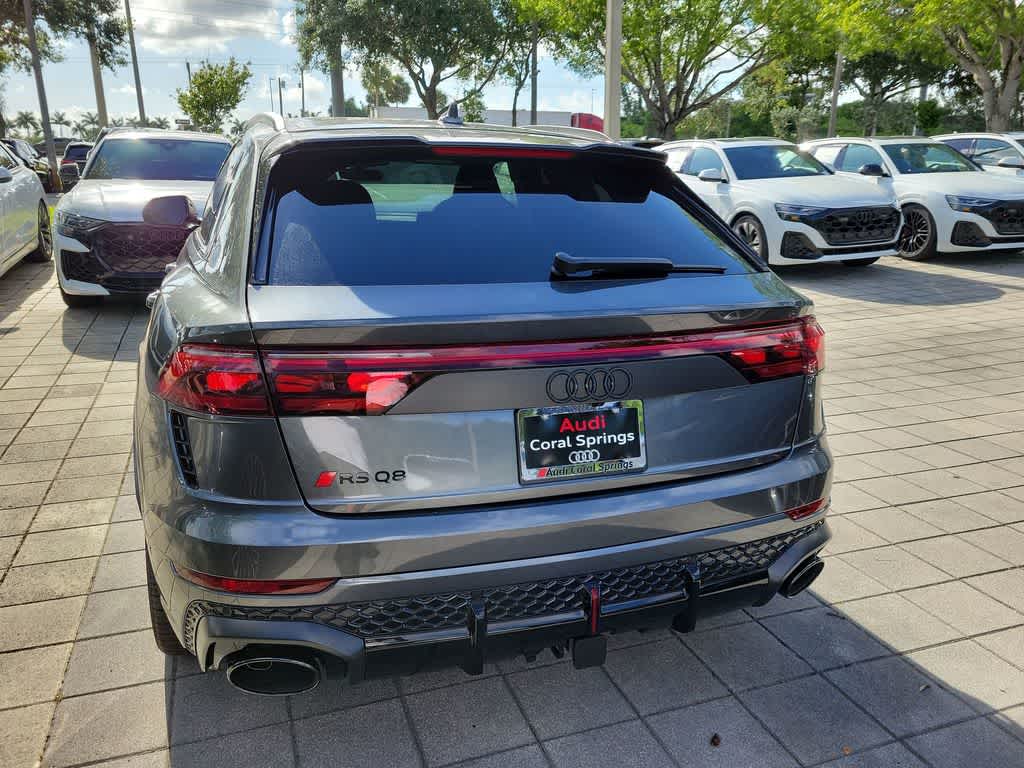 Thumbnail: 2026 Audi RS Q8 - 12