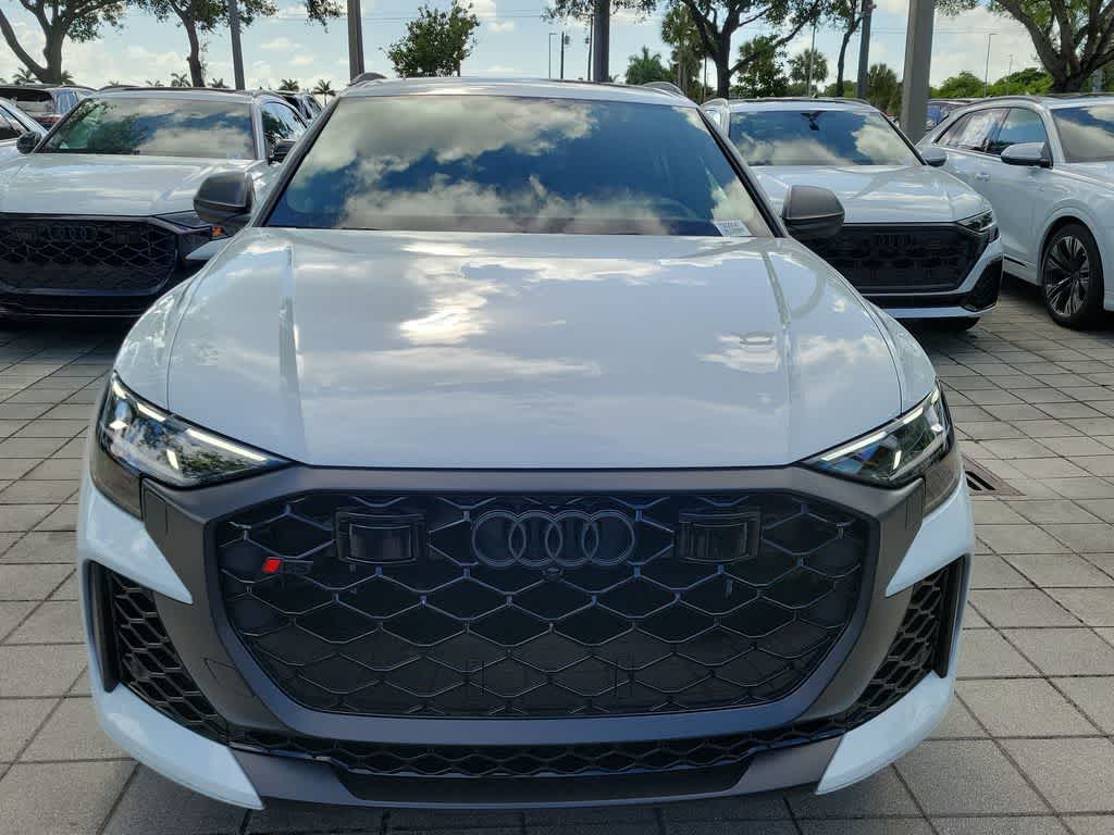 Thumbnail: 2026 Audi RS Q8 - 14