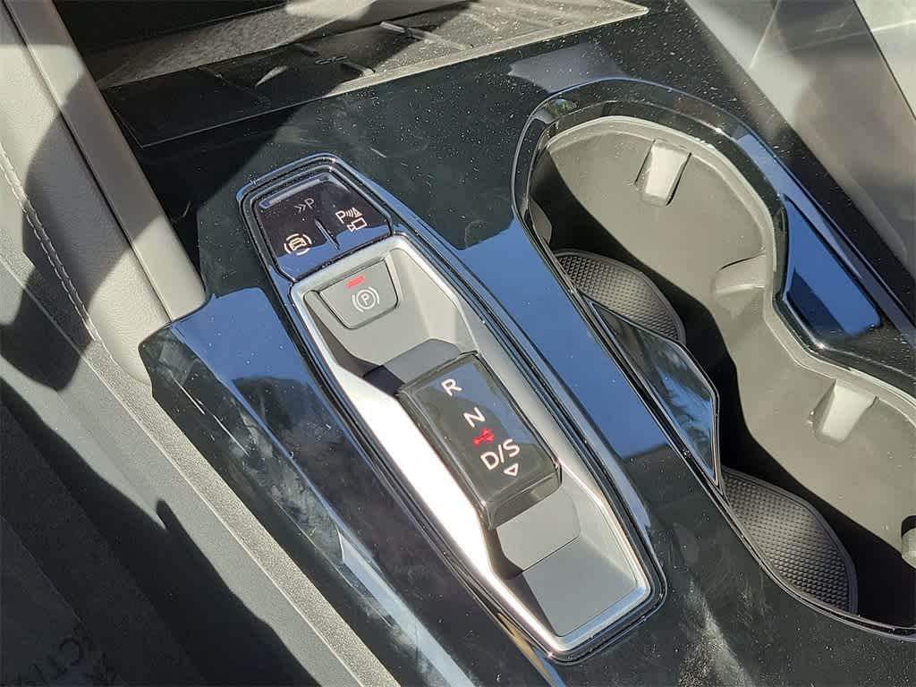 Thumbnail: 2025 Audi Q5 - 25