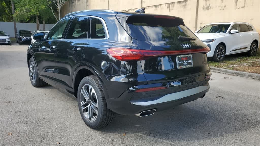 Thumbnail: 2025 Audi Q5 - 12