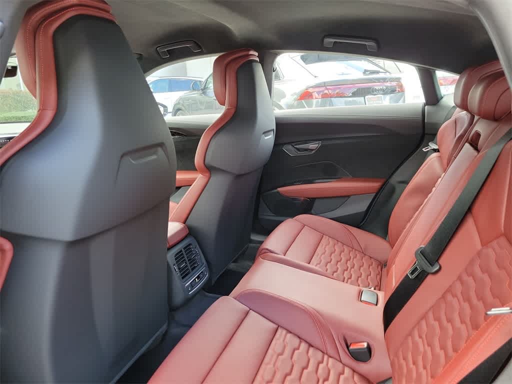 Thumbnail: 2026 Audi RS e-tron GT - 12