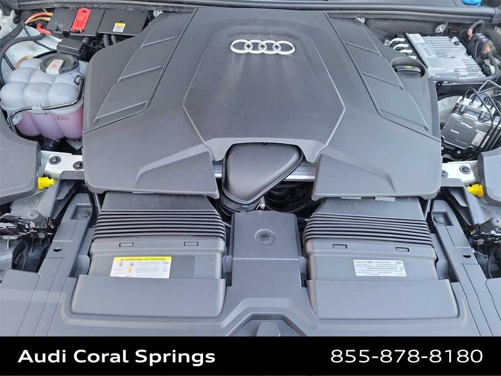 Thumbnail: 2022 Audi Q8 - 17