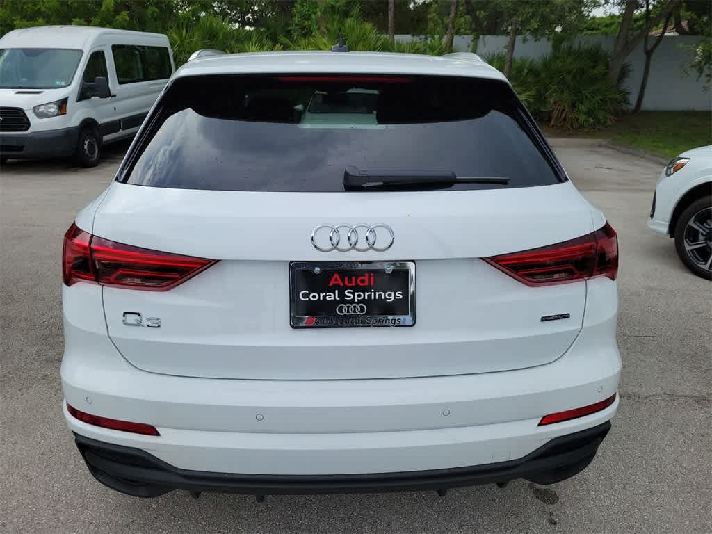 Thumbnail: 2025 Audi Q3 - 5