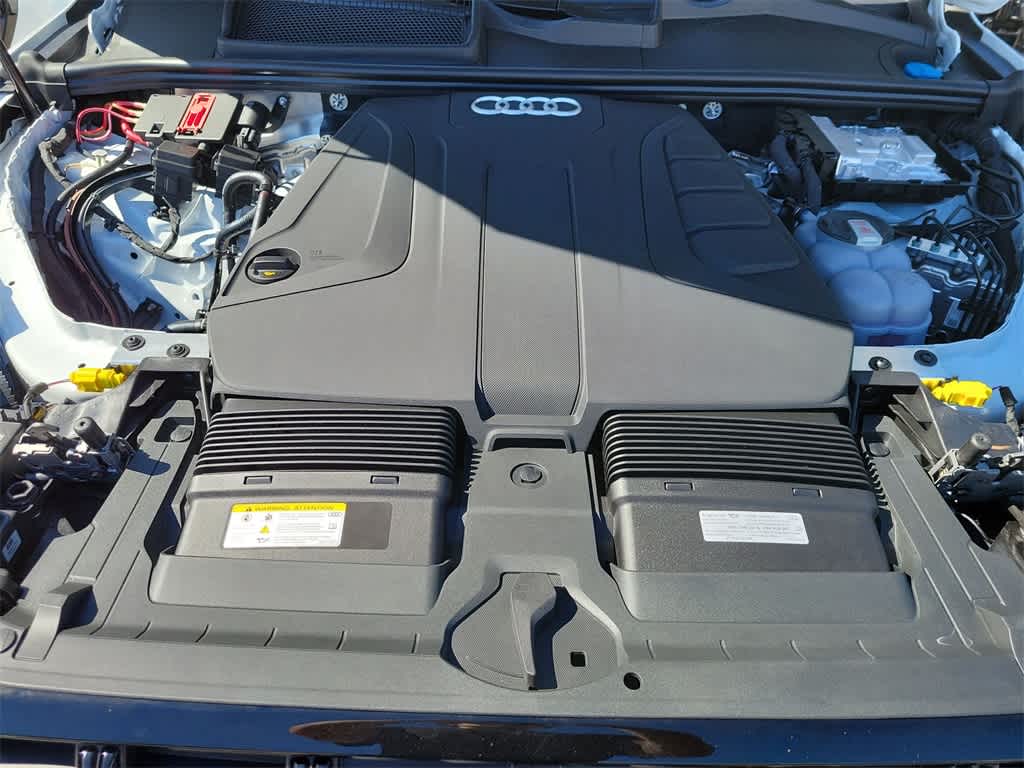 Thumbnail: 2026 Audi Q7 - 9