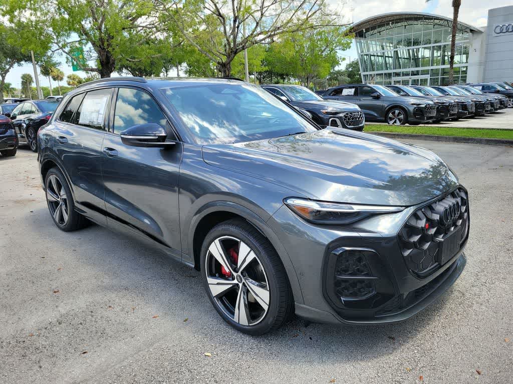Thumbnail: 2026 Audi SQ5 - 2
