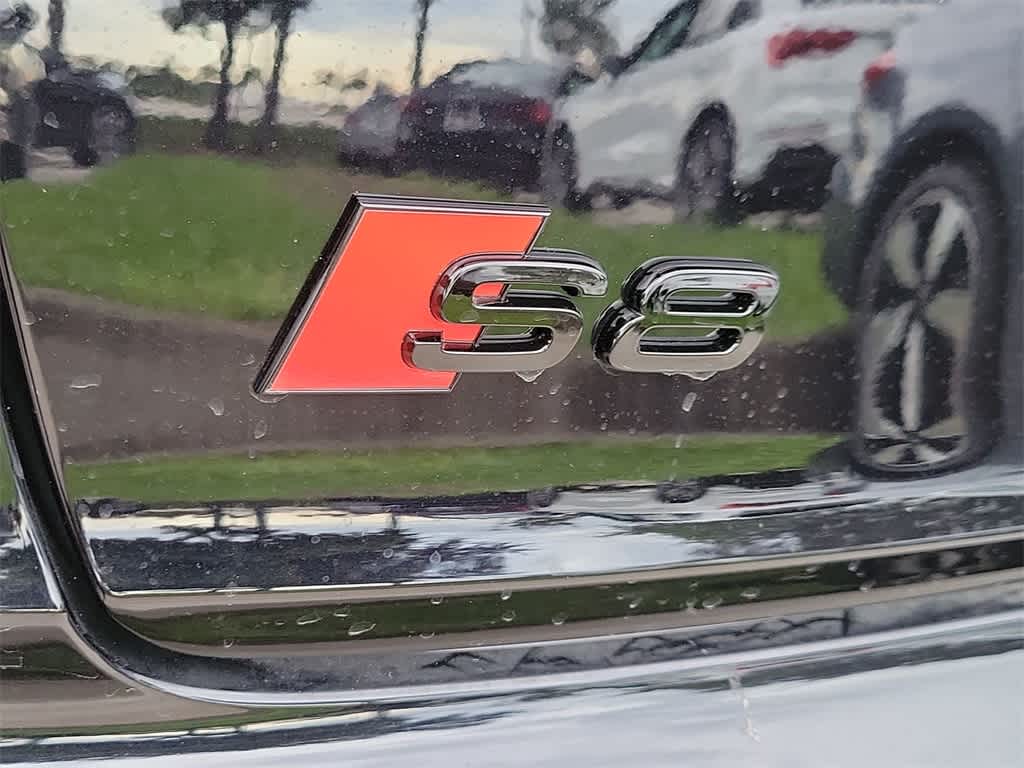 Thumbnail: 2025 Audi S8 - 7
