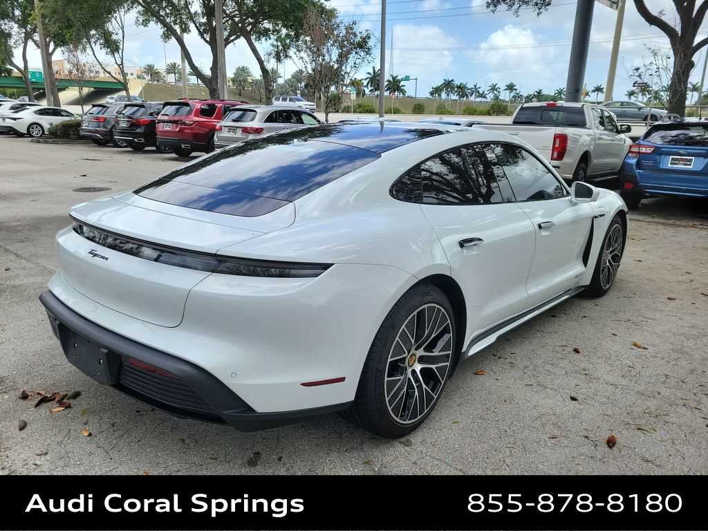 Thumbnail: 2023 Porsche Taycan - 8