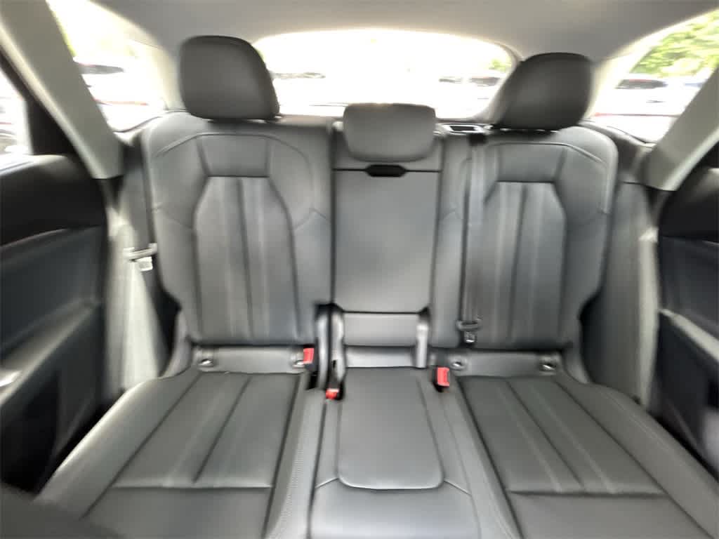 Thumbnail: 2025 Audi Q5 - 13