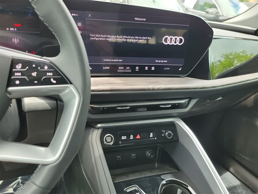 Thumbnail: 2025 Audi Q5 - 16