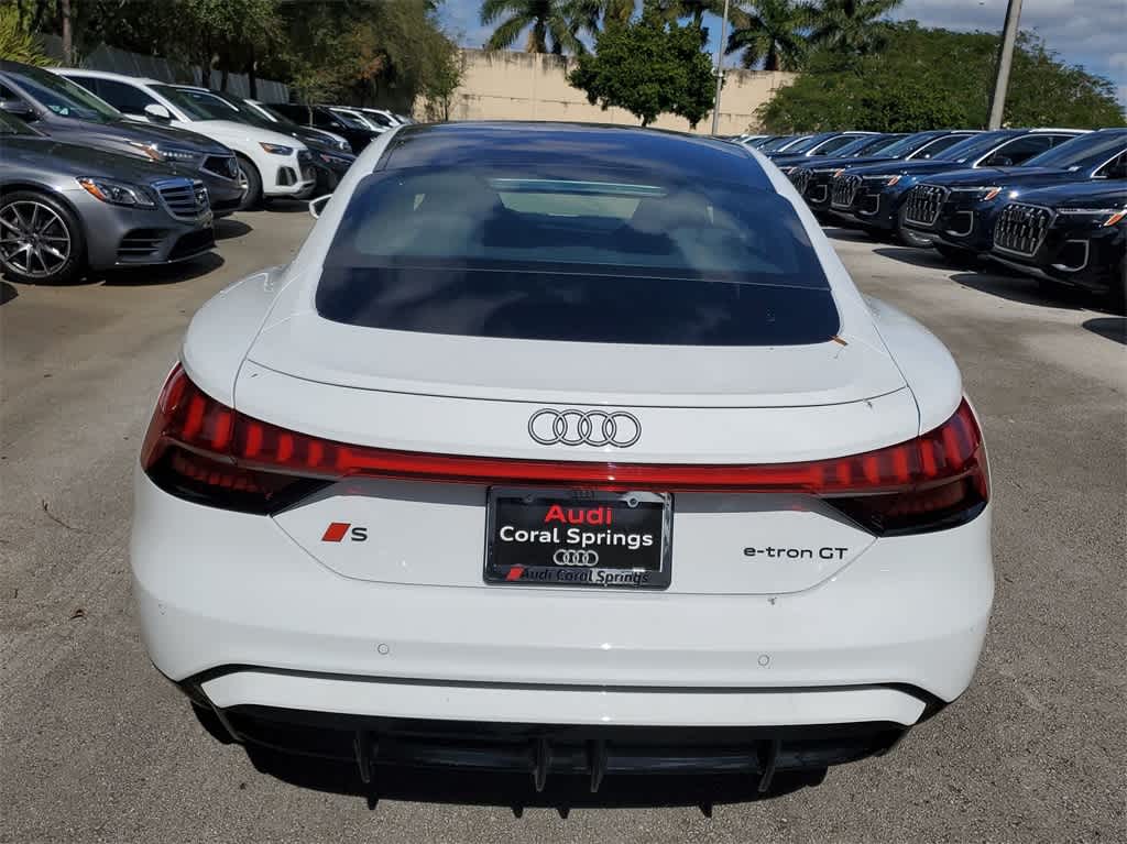 2025 Audi e-tron GT Premium Plus 13