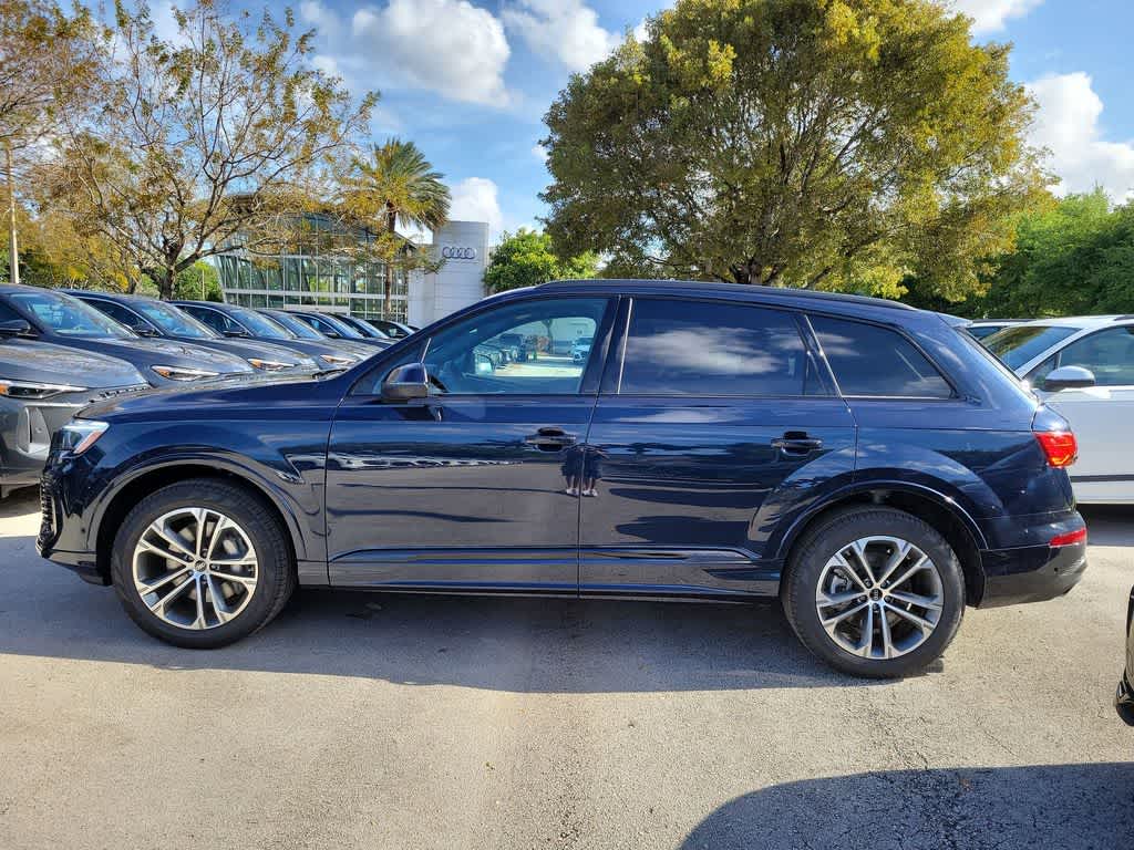 Thumbnail: 2026 Audi Q7 - 11
