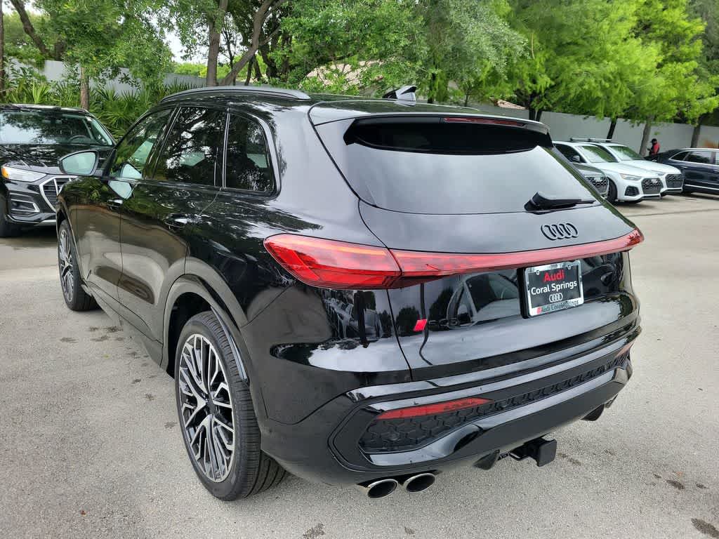 Thumbnail: 2026 Audi SQ5 - 12