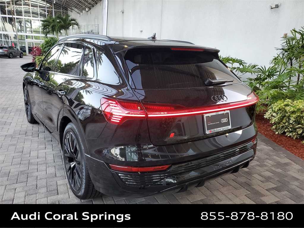 2024 Audi Q8 e-tron Prestige 6