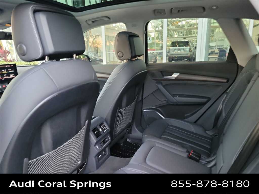 Thumbnail: 2022 Audi Q5 - 19