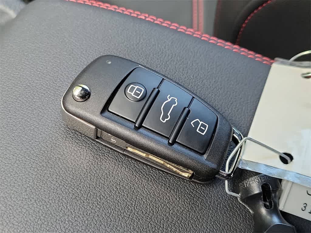 Thumbnail: 2025 Audi Q3 - 20