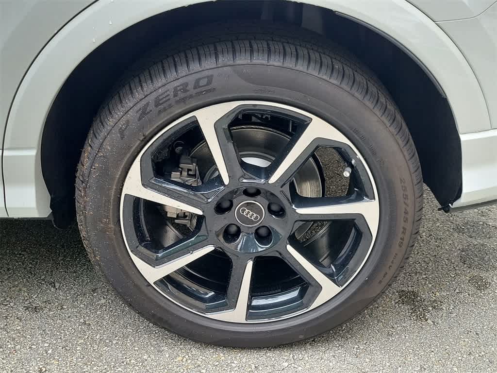 Thumbnail: 2025 Audi Q3 - 16