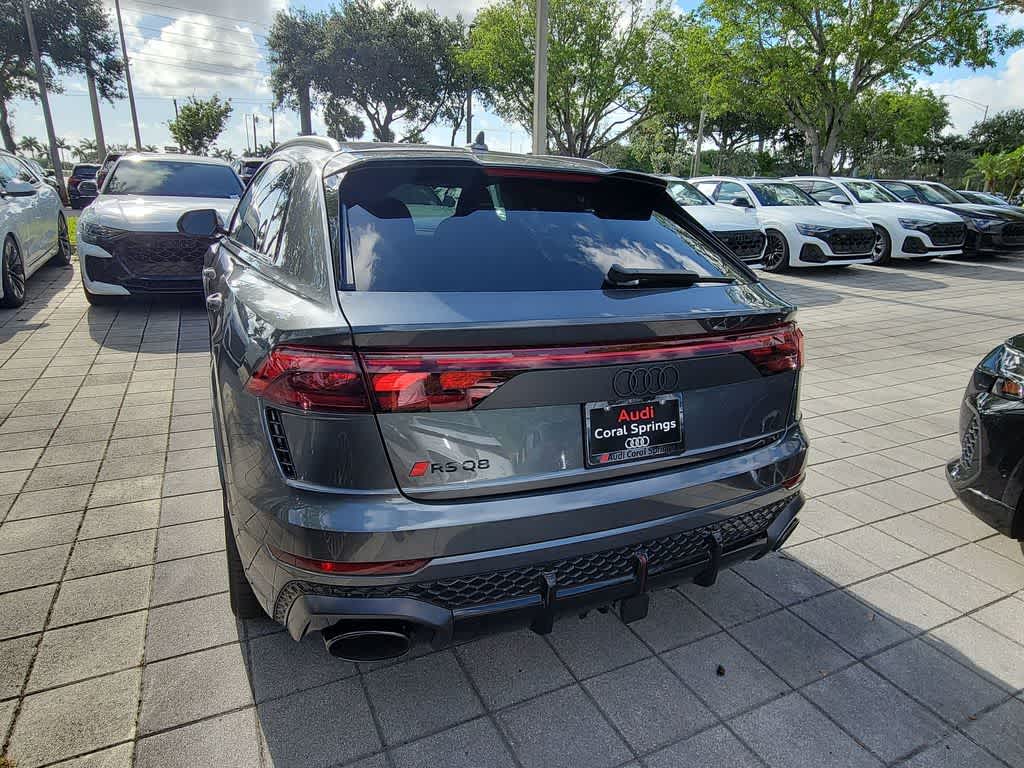 Thumbnail: 2026 Audi RS Q8 - 6