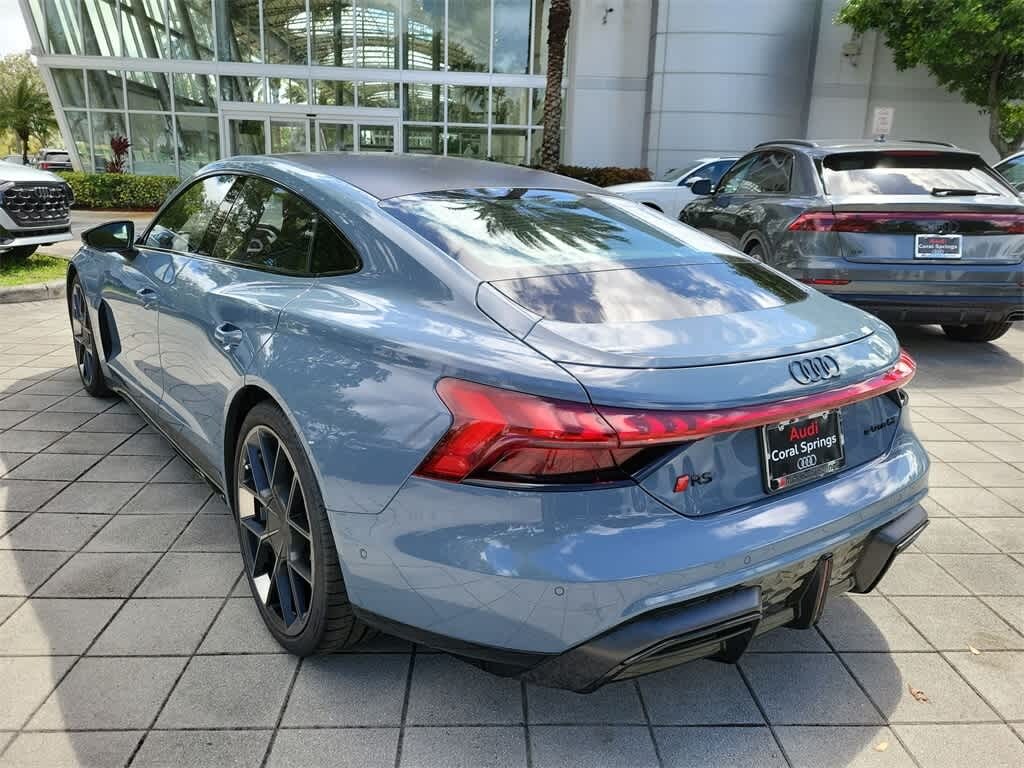 New 2026 Audi RS e-tron GT performance Sedan