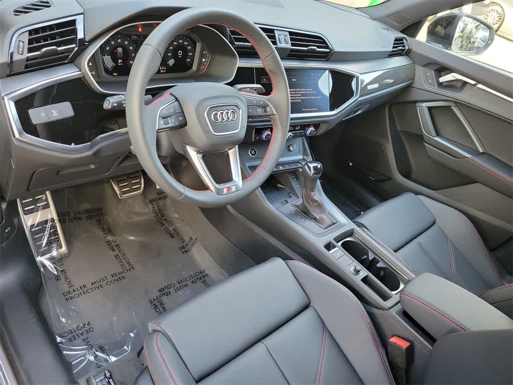 Thumbnail: 2025 Audi Q3 - 2