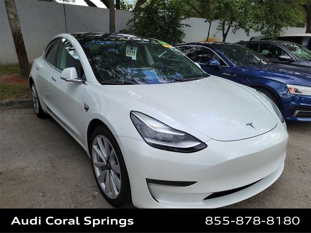 Thumbnail: 2020 Tesla Model 3 - 10