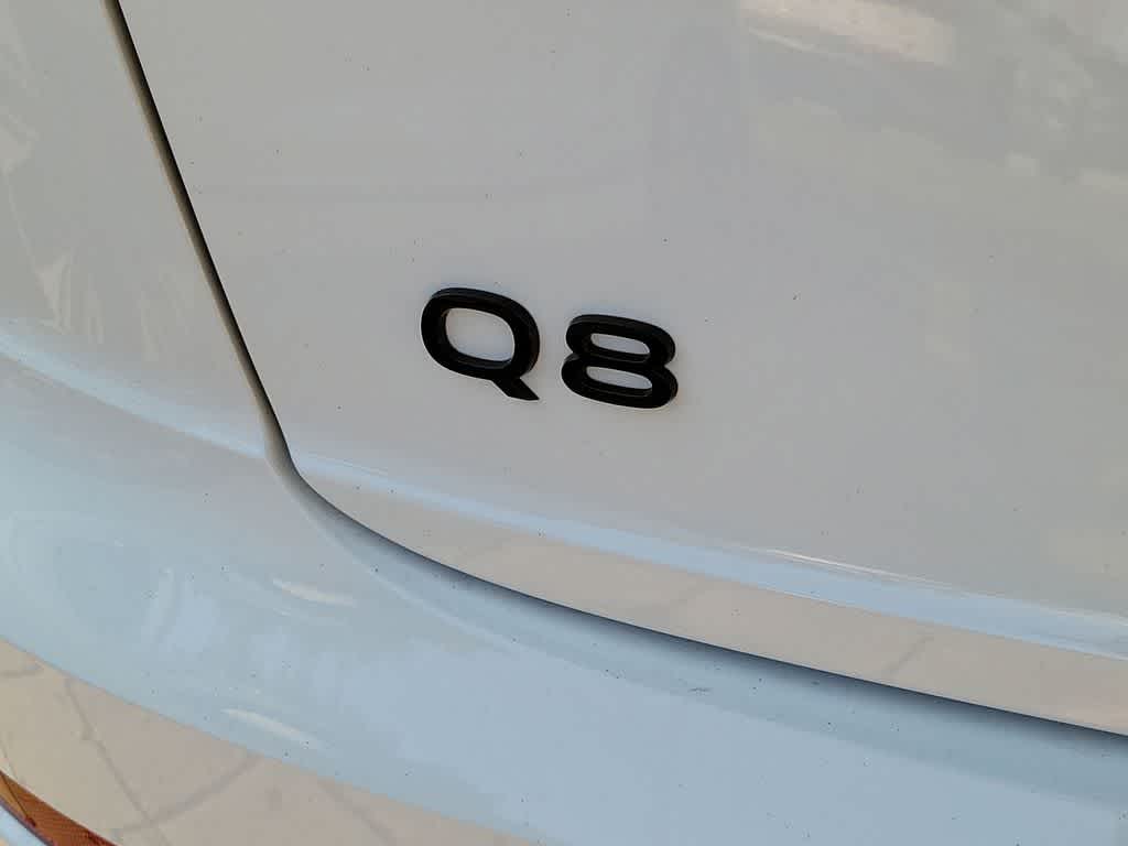 Thumbnail: 2026 Audi Q8 - 7