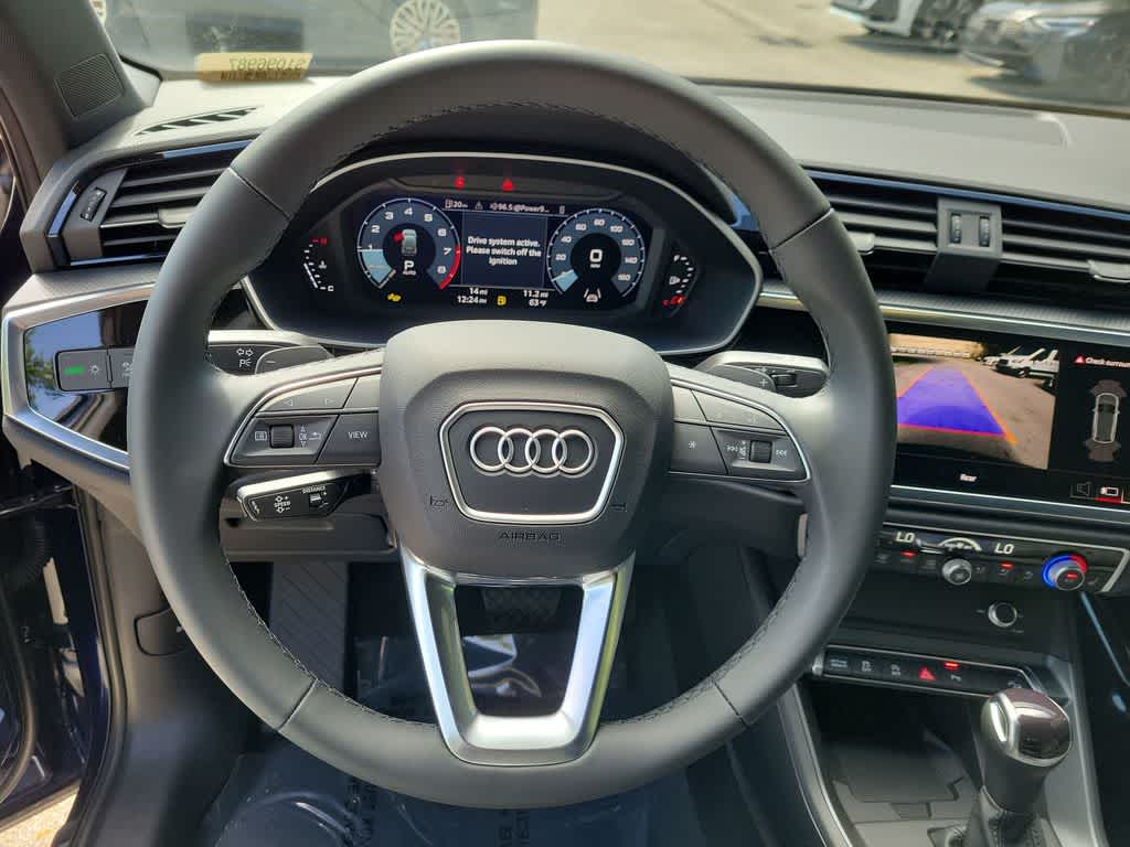 Thumbnail: 2025 Audi Q3 - 23