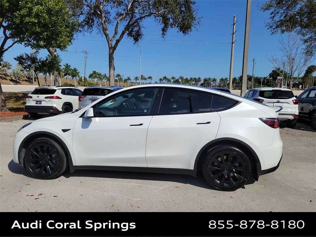 Thumbnail: 2024 Tesla Model Y - 11