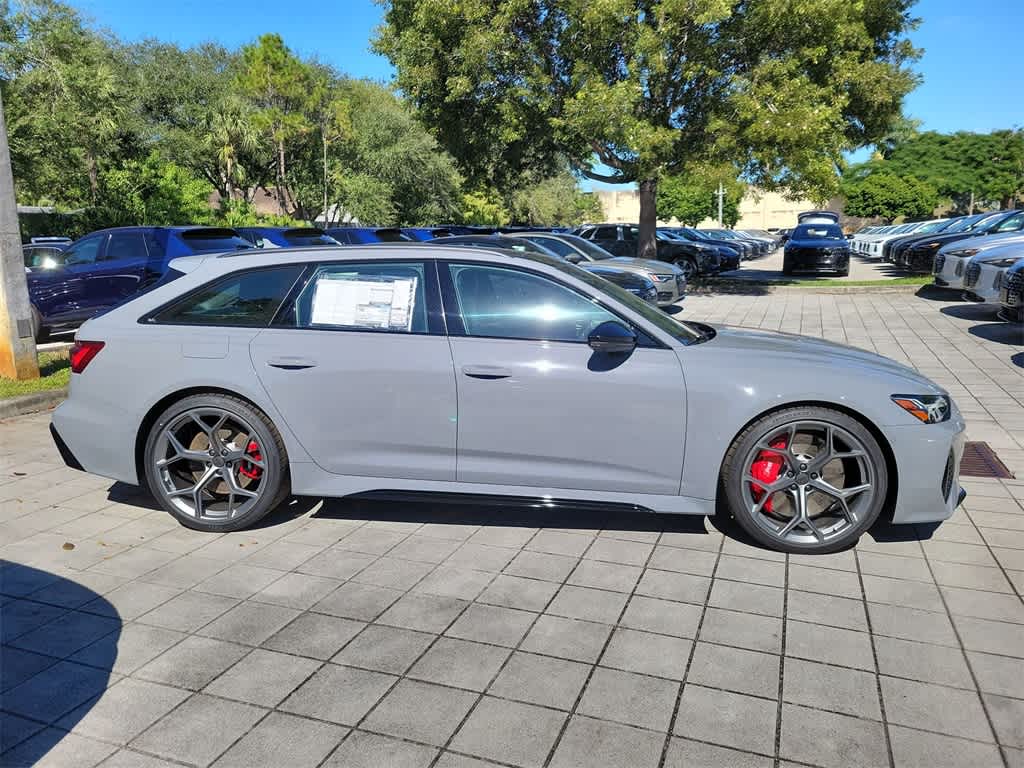 Thumbnail: 2026 Audi RS 6 - 9