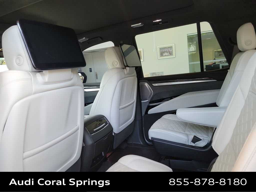 Thumbnail: 2025 Cadillac Escalade - 12