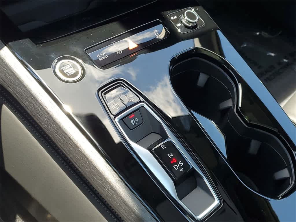 Thumbnail: 2025 Audi A5 - 25